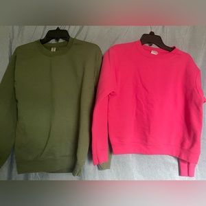Bundle of Gildan Crewnecks Womens S